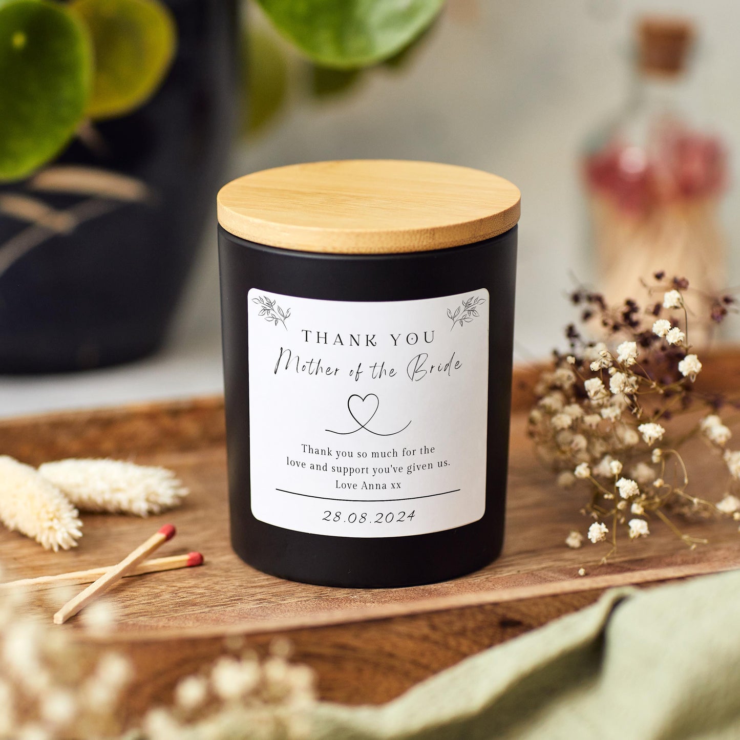 mother of the bride thank you candle made with soy wax. Scented Candle gift set with matches for mother of the bride, mother of the groom, step mother. Personalised candle gift for her. Wedding gift for mum