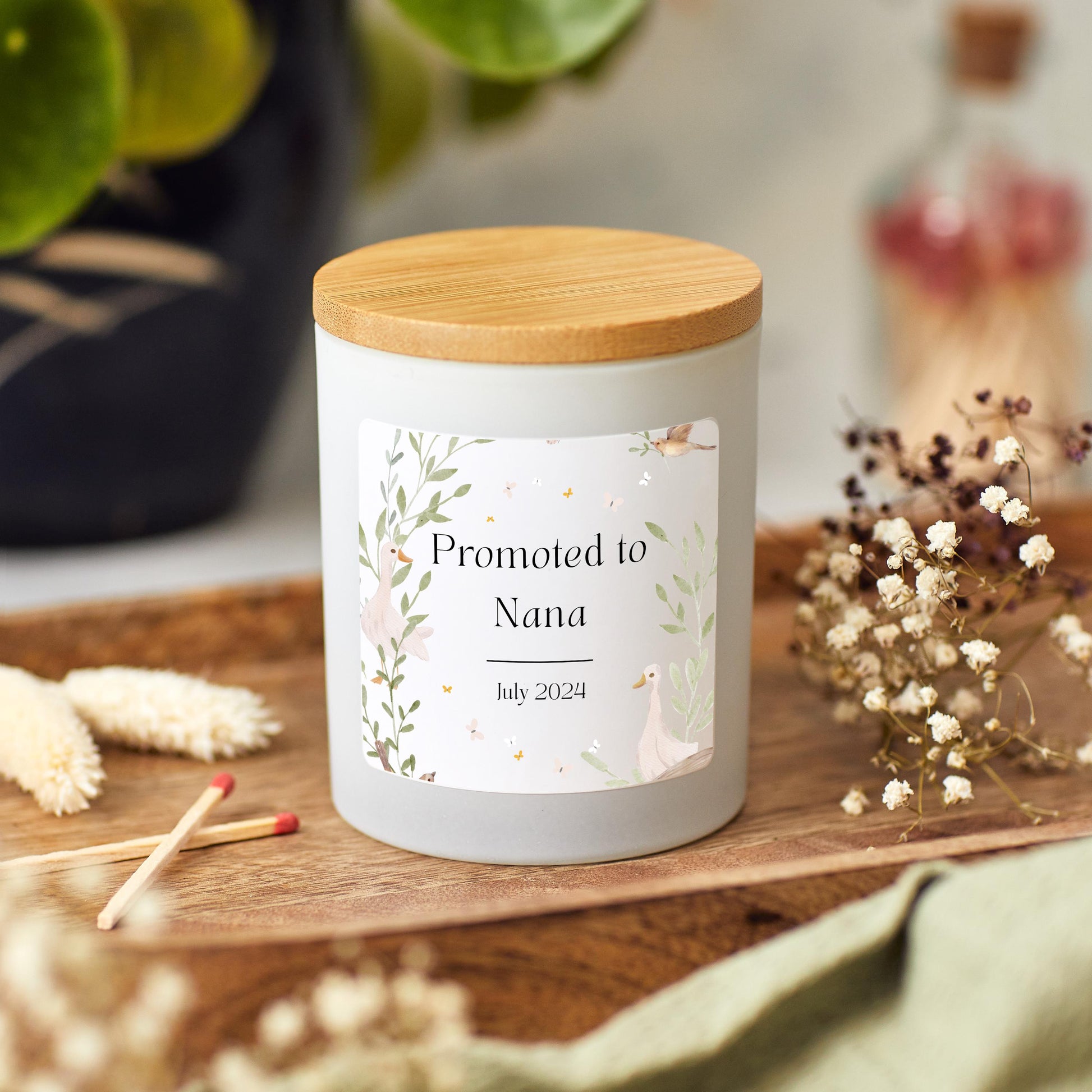 Promoted to Nana Pregnancy Announcement Candle Gift, Funny New Nanny Gift, Pregnancy Reveal, New Baby Announcement, Gift Box for New Grandma