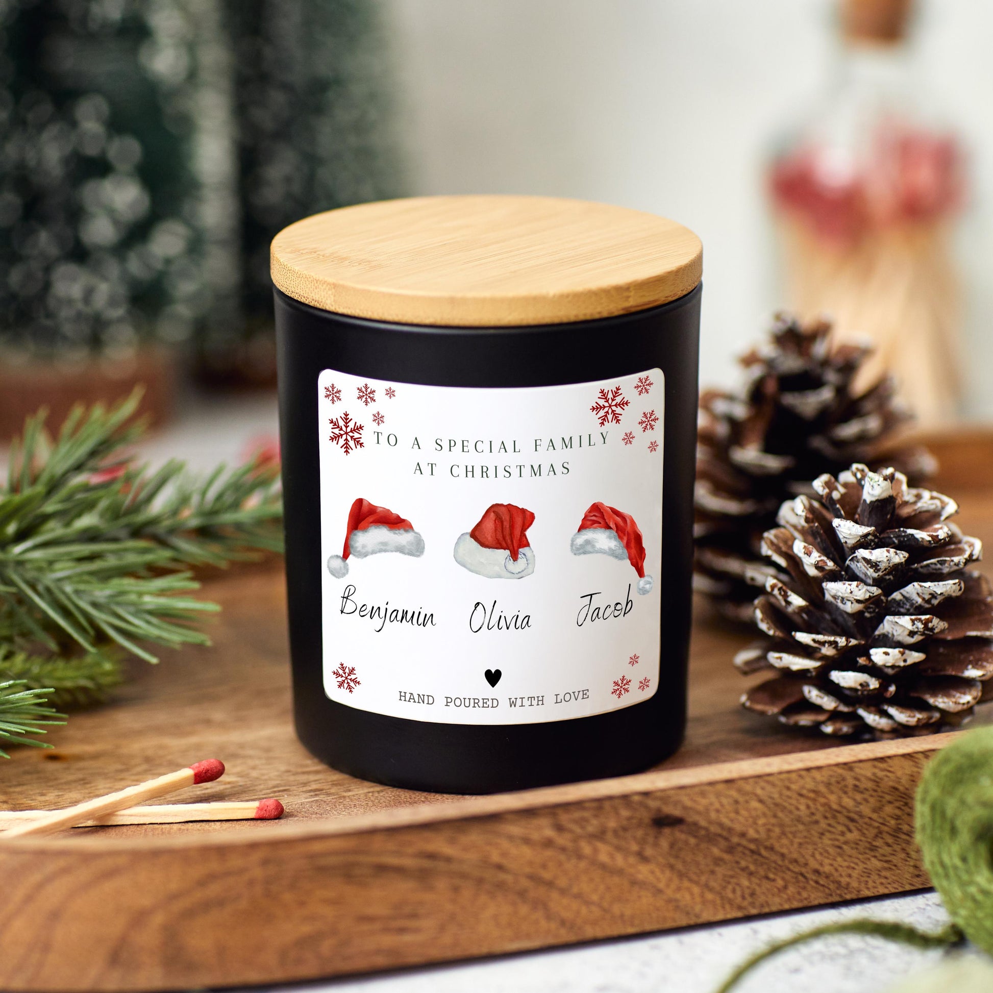 Merry Christmas to a Special Family Personalised Candle, Christmas Gift for Families and Friends, Christmas Eve Stocking Filler Keepsake