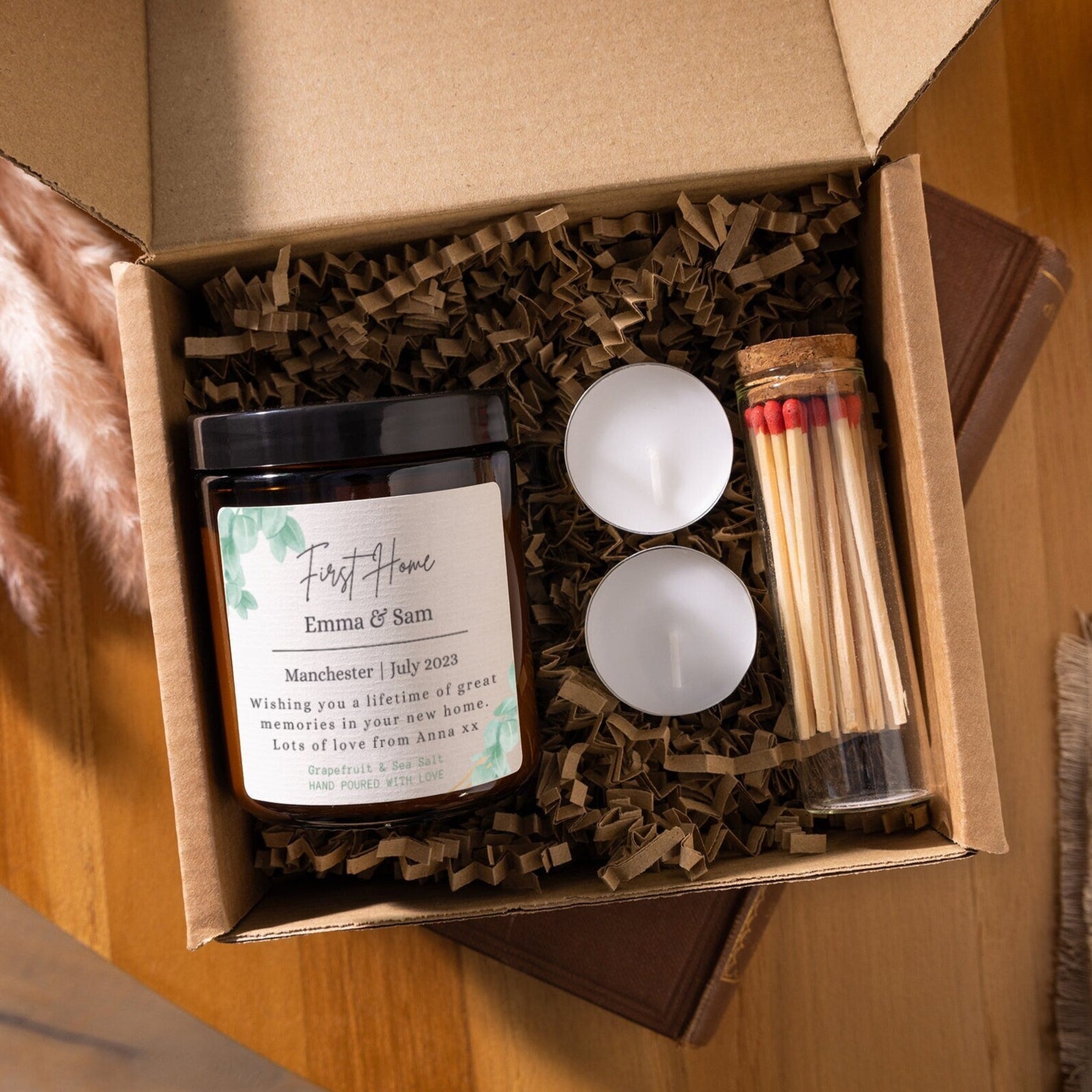 New Home Personalised Candle Gift Box - Handmade / Hand poured Scented Candle new home gift set - Add the text of your choice - housewarming gift - 100% soy wax, vegan scented candles